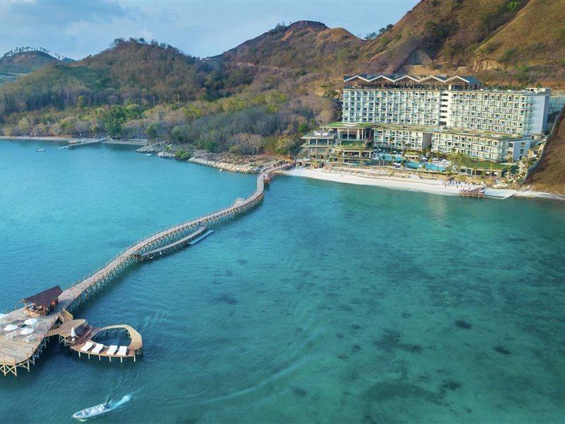 Ayana Komodo Waecicu Beach Labuan Bajo Exterior photo