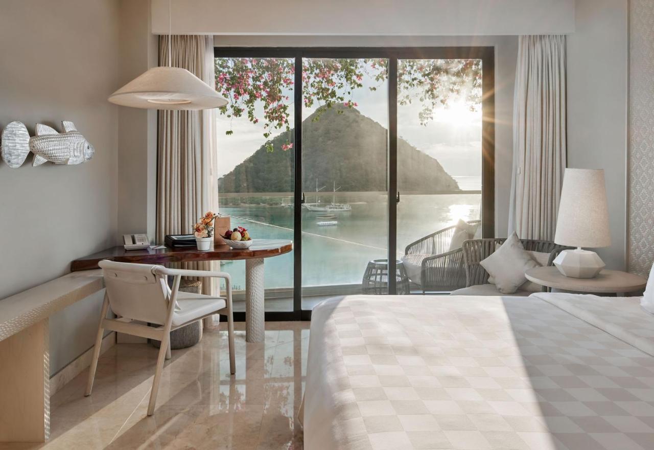 Ayana Komodo Waecicu Beach Labuan Bajo Exterior photo